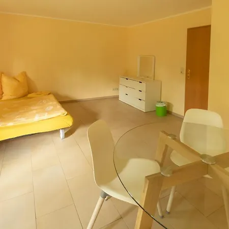 Ferienwohnung Am Leizener Schloss * Leizen